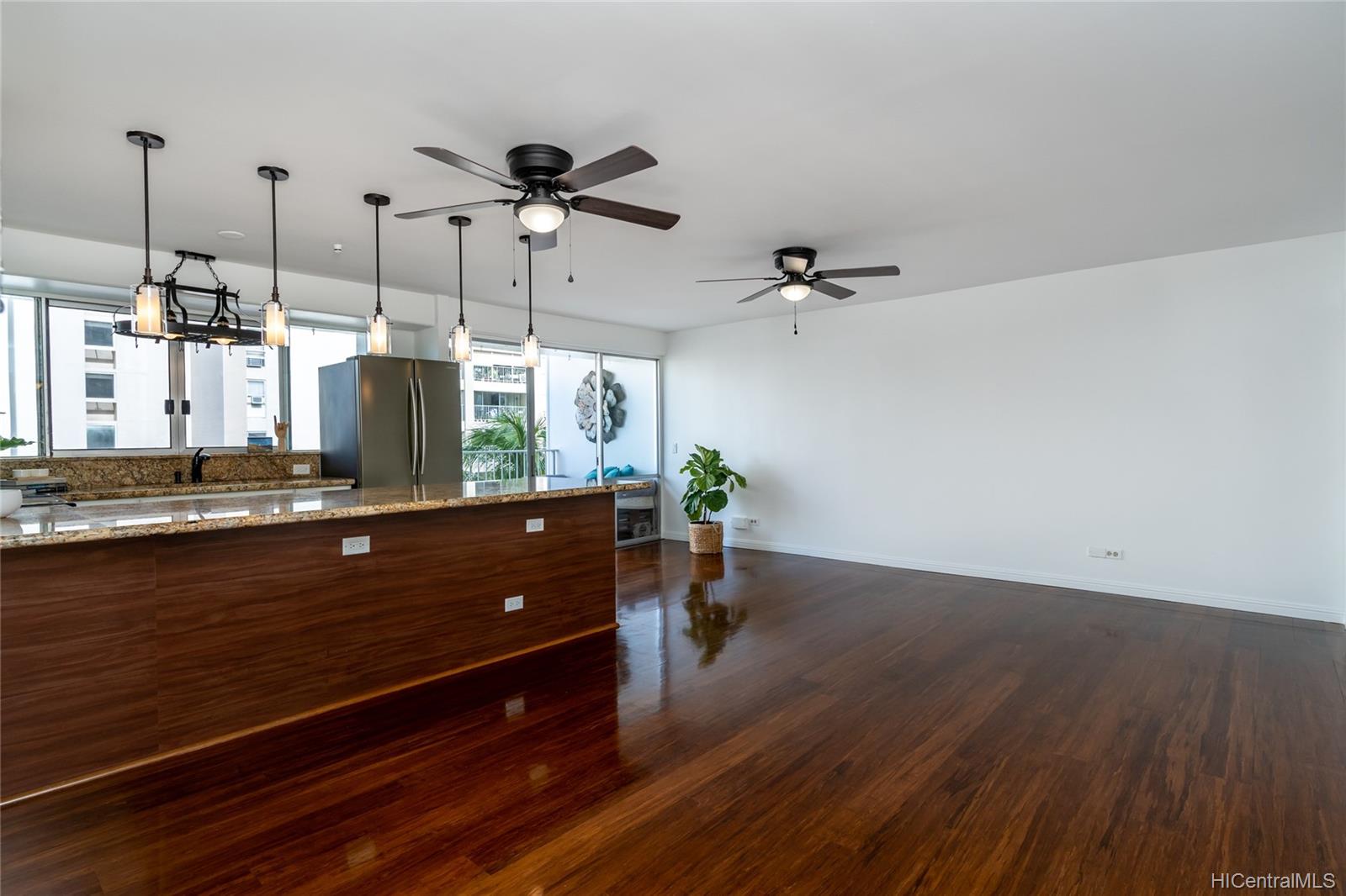 419 Keoniana Street #703, Honolulu, HI 96815