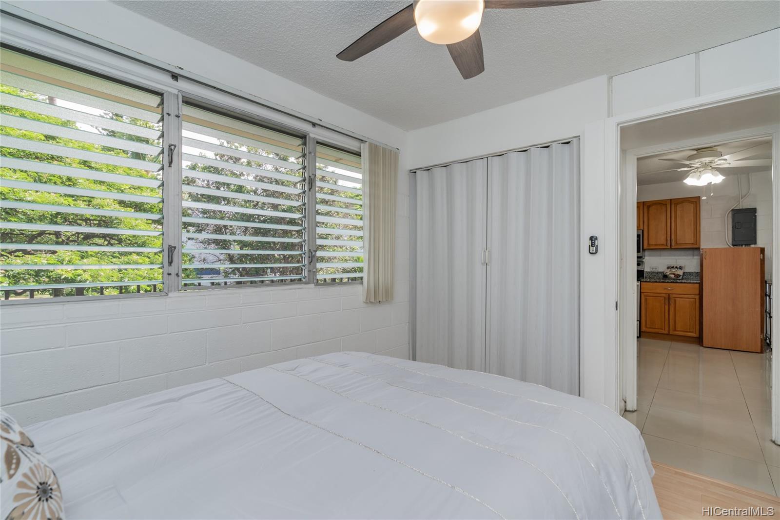 1099 Green Street #B311, Honolulu, HI 96822