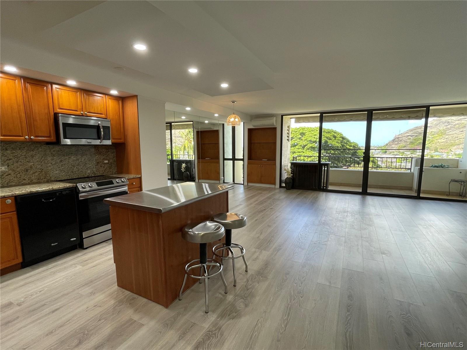 6750 Hawaii Kai Drive #304, Honolulu, HI 96825