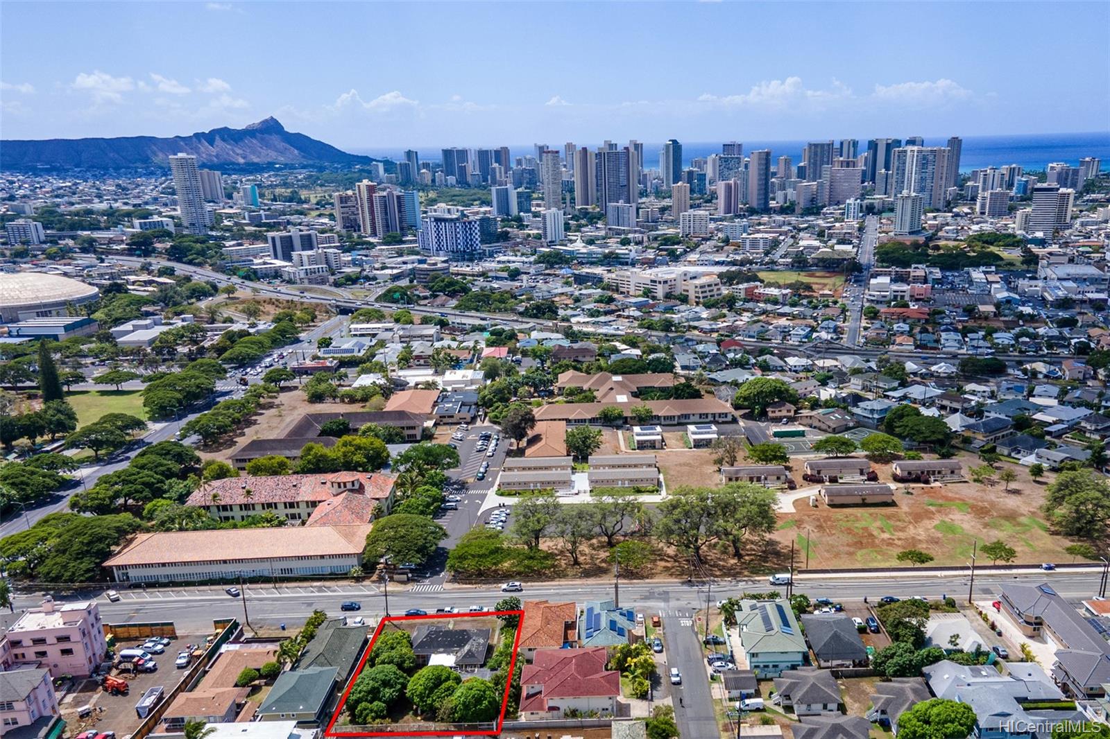 2318 Metcalf Street Honolulu, HI 96822