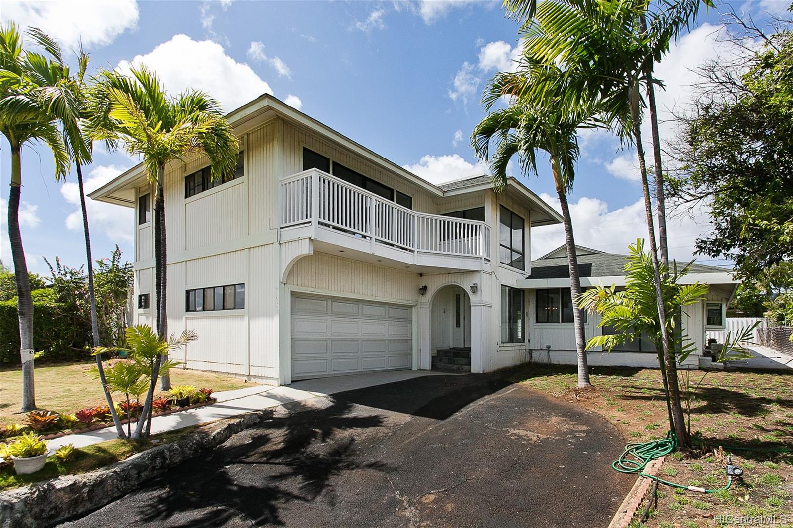 944 Koae Street Honolulu, HI 96816