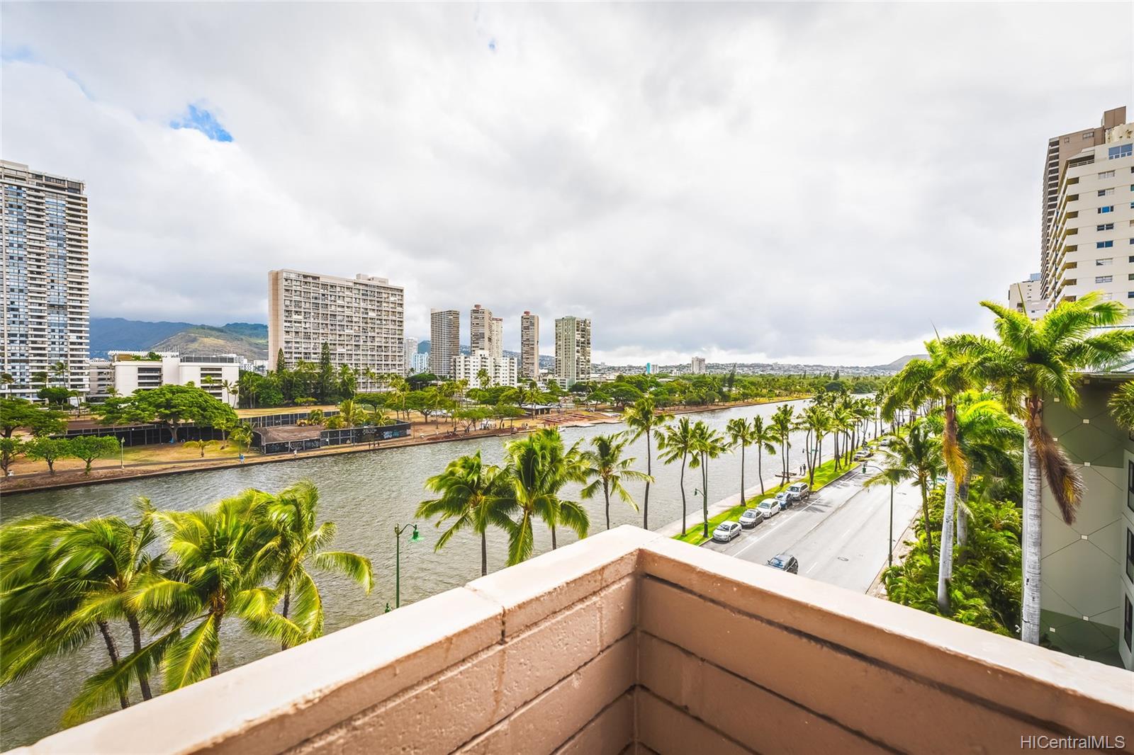 454 Namahana Street #701, Honolulu, HI 96815