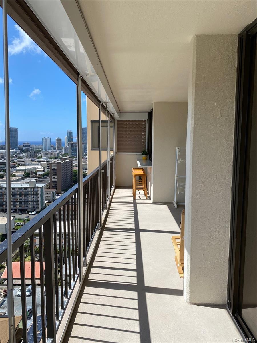 1201 Wilder Avenue #2002, Honolulu, HI 96822