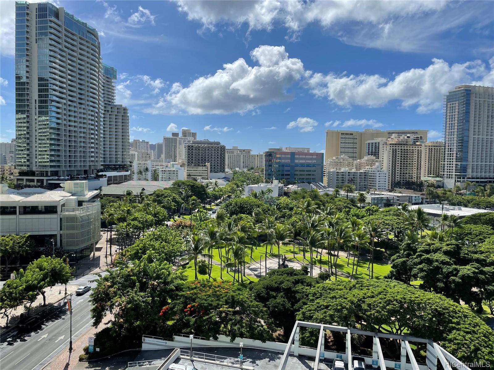 2045 Kalakaua Avenue #912, Honolulu, HI 96815