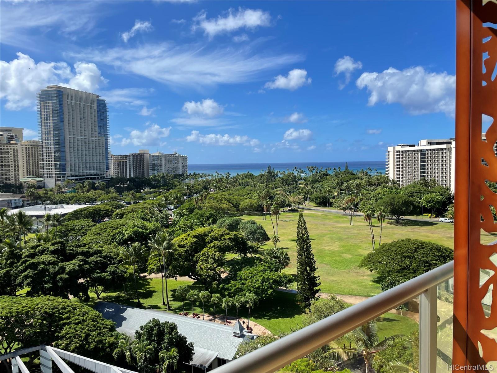 2045 Kalakaua Avenue #912, Honolulu, HI 96815