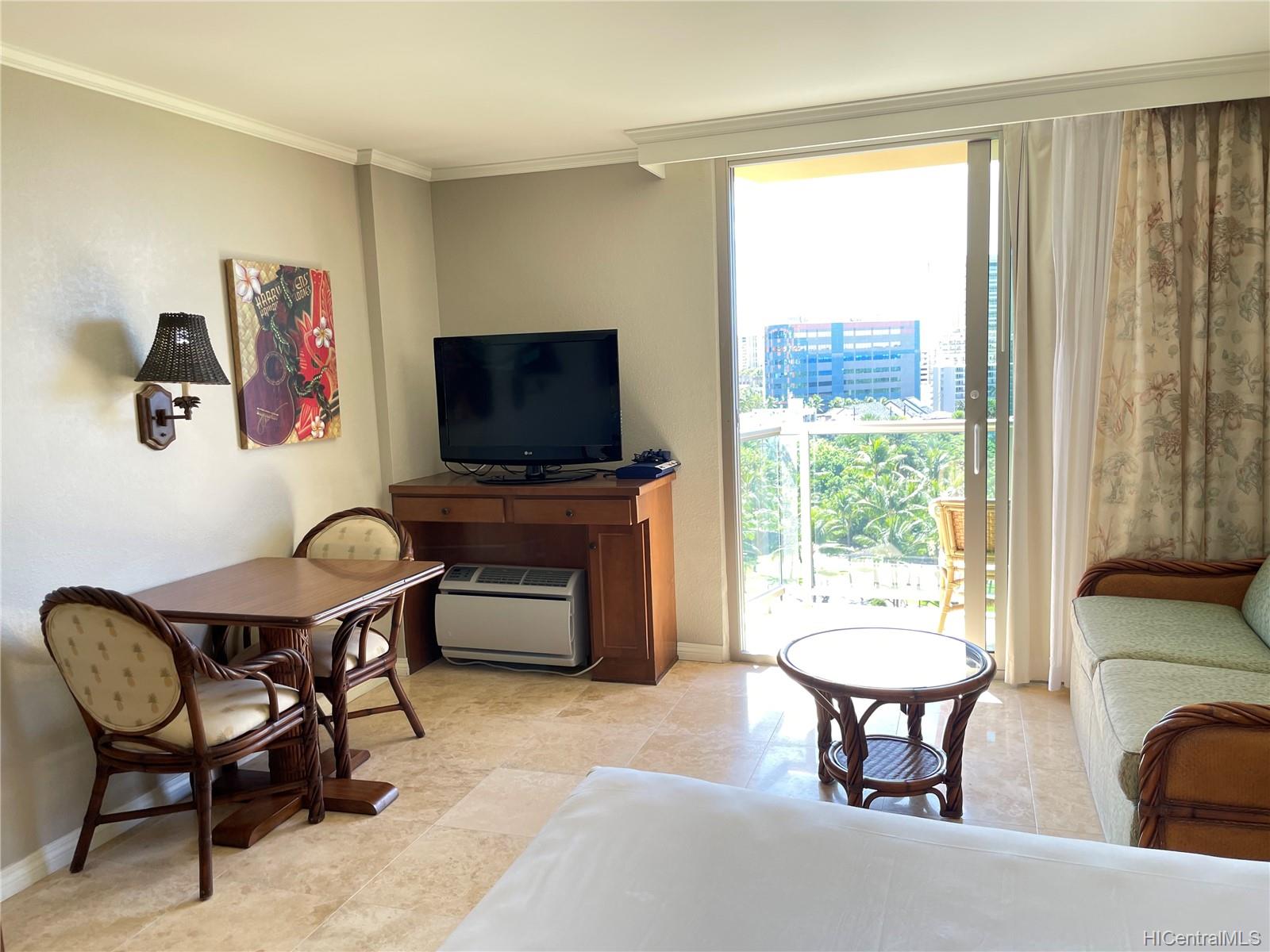 2045 Kalakaua Avenue #912, Honolulu, HI 96815