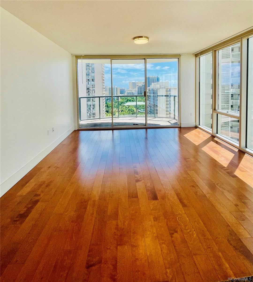 1837 Kalakaua Avenue #1801, Honolulu, HI 96815