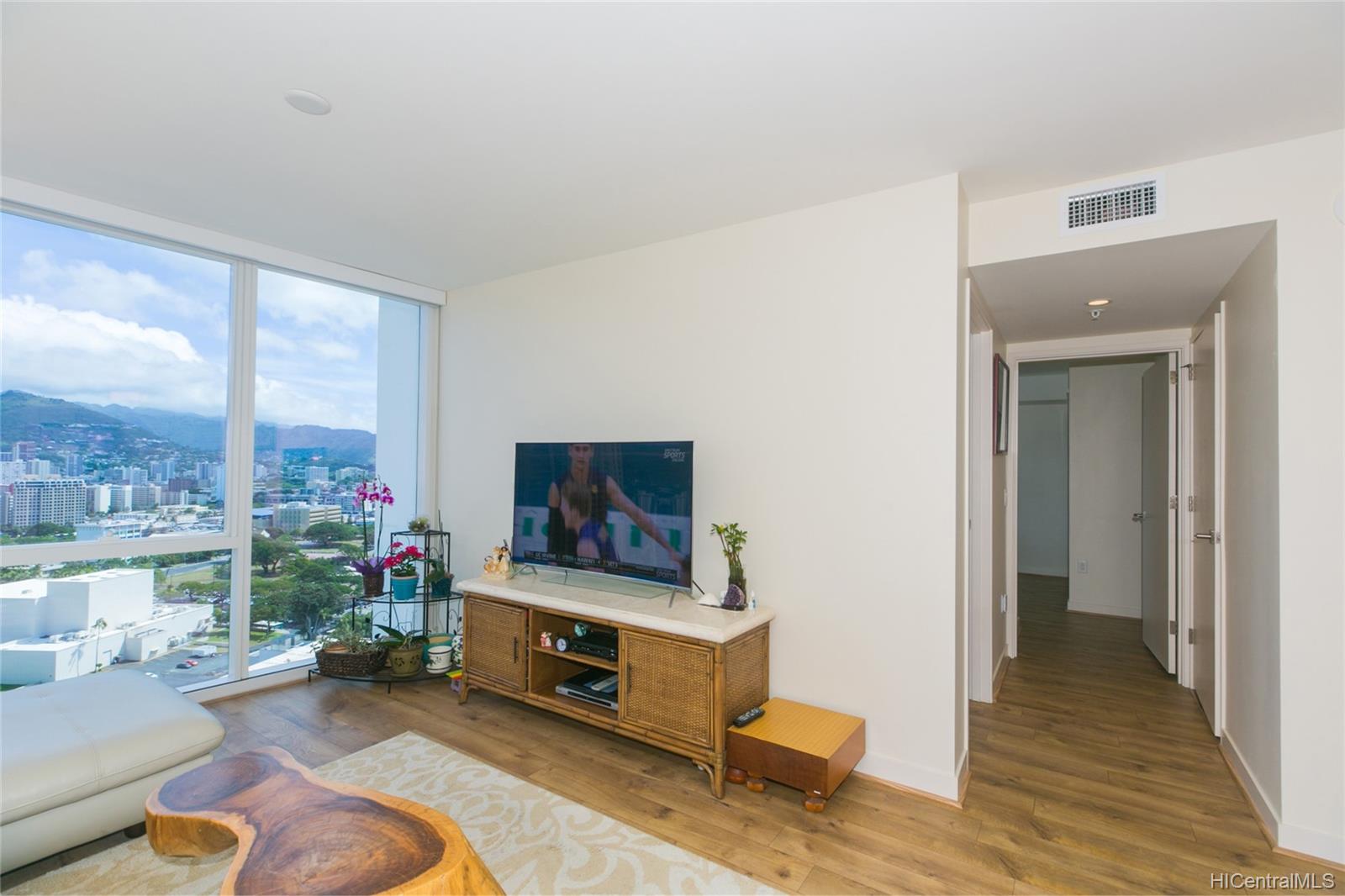 888 Kapiolani Boulevard #2602, Honolulu, HI 96813