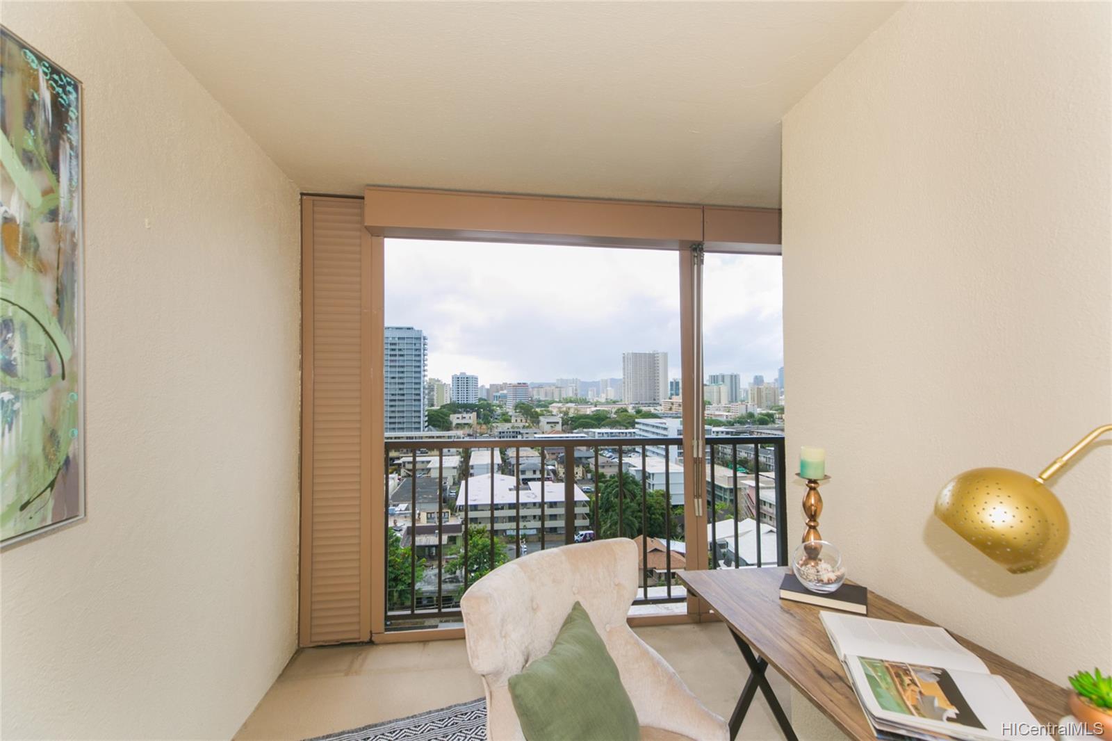 1201 Wilder Avenue #1101, Honolulu, HI 96822