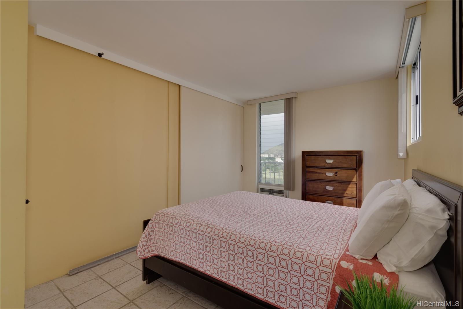 2452 Tusitala Street #1609, Honolulu, HI 96815