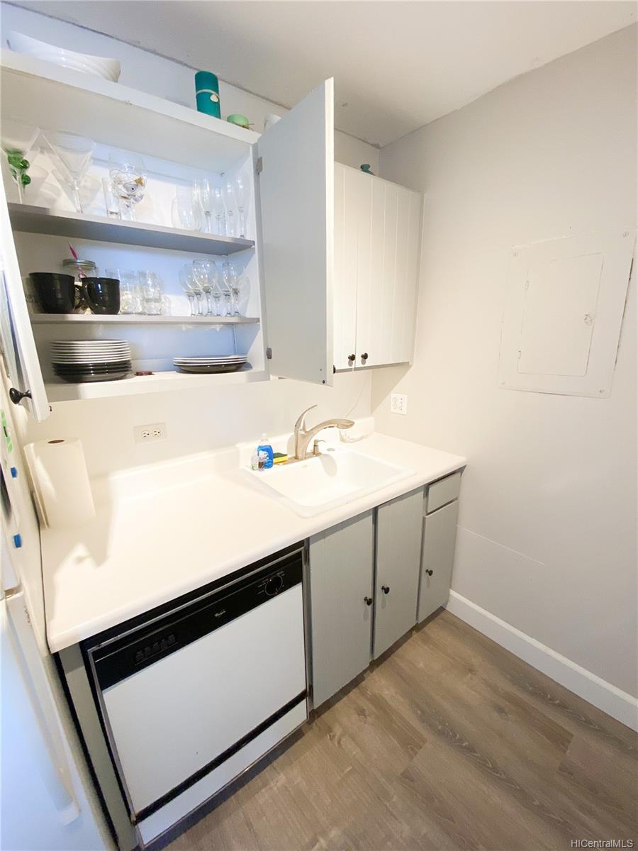775 Kinalau Place #2201, Honolulu, HI 96813