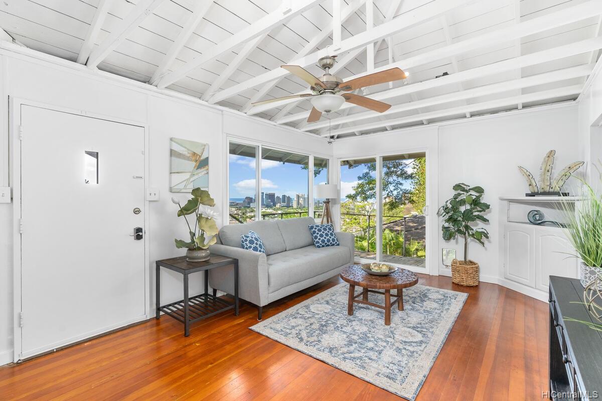 2340 Pacific Hts Road Honolulu, HI 96813
