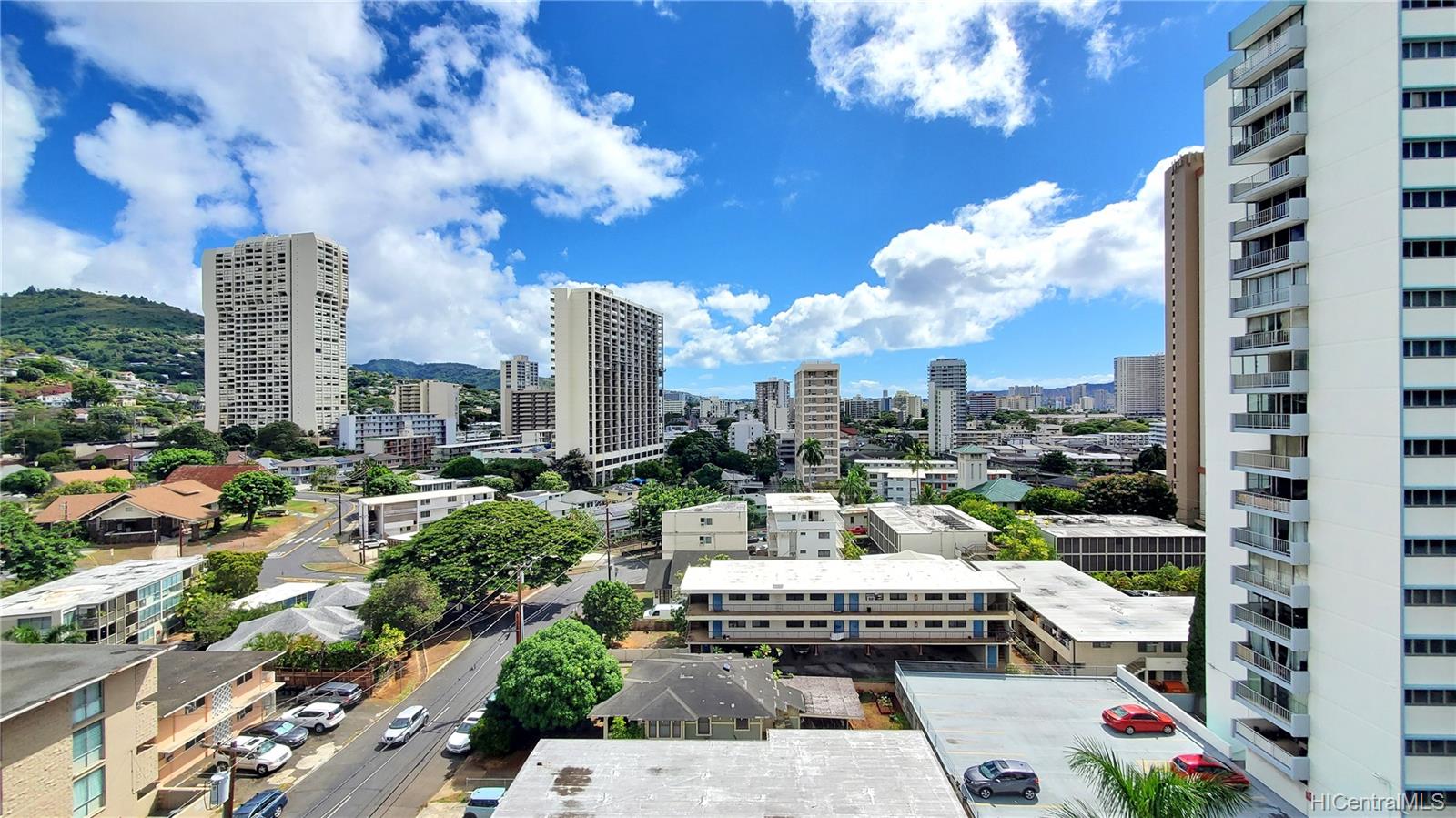 1650 Piikoi Street #902, Honolulu, HI 96822
