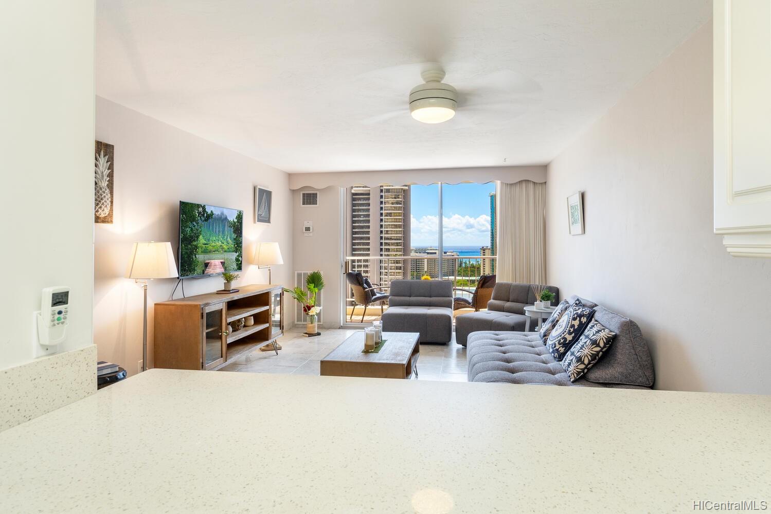 400 Hobron Lane #2205, Honolulu, HI 96815