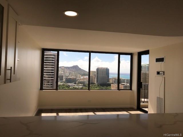 411 Hobron Lane #3511, Honolulu, HI 96815