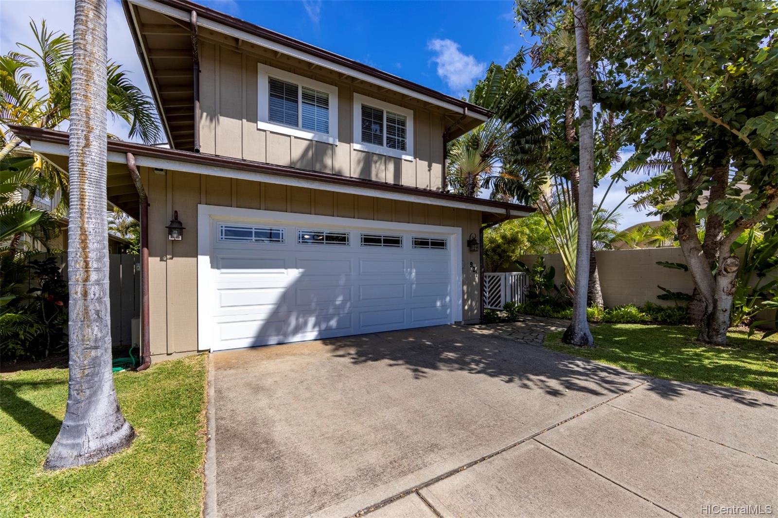 921 Wailupe Place Honolulu, HI 96821