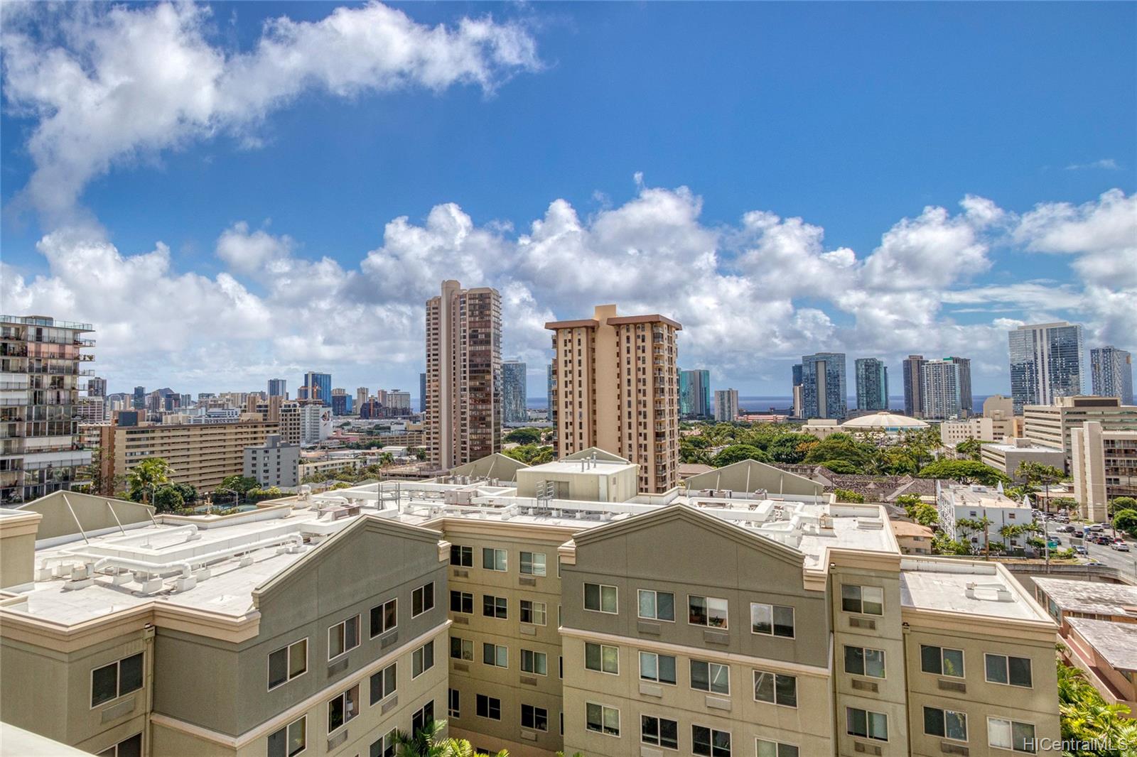 1425 Ward Avenue #7E, Honolulu, HI 96822