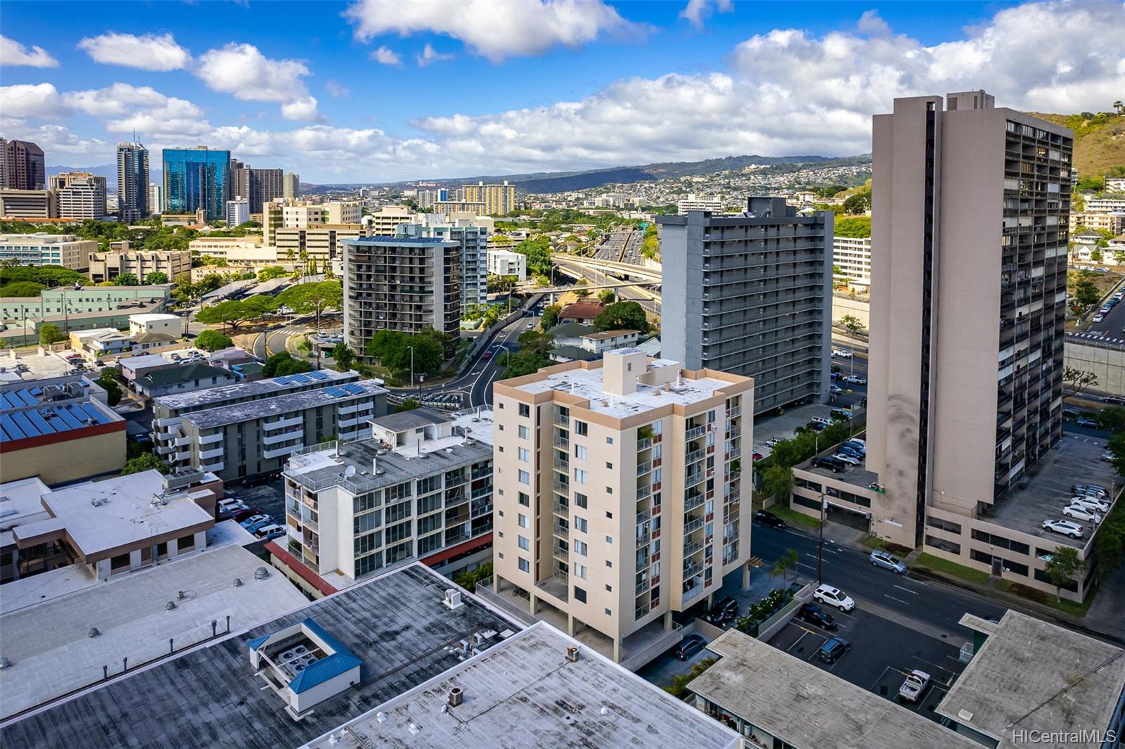 785 Kinau Street #605, Honolulu, HI 96813