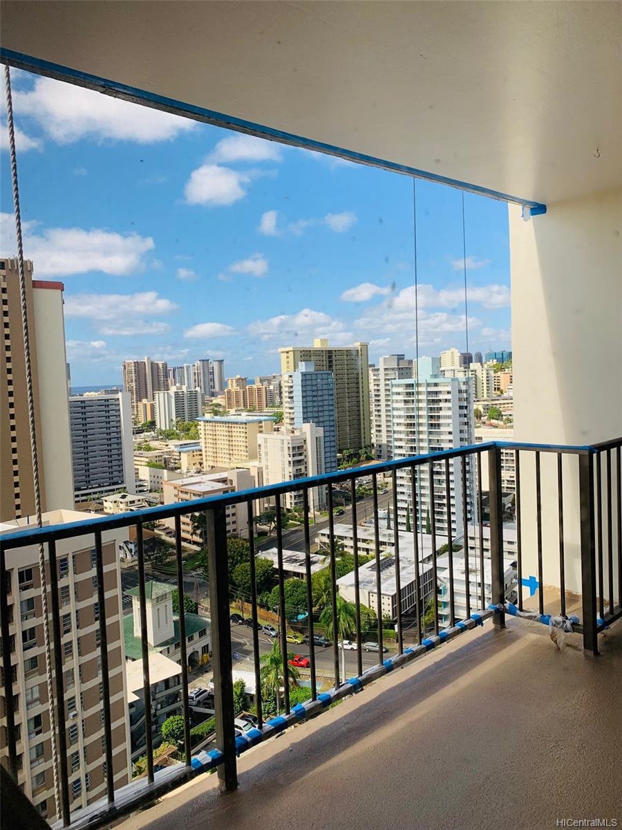 1630 Liholiho Street #2102, Honolulu, HI 96822