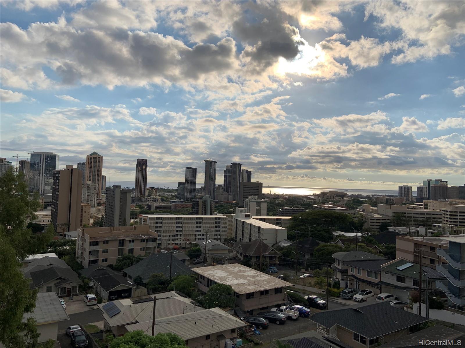 1520 Ward Avenue #601, Honolulu, HI 96822