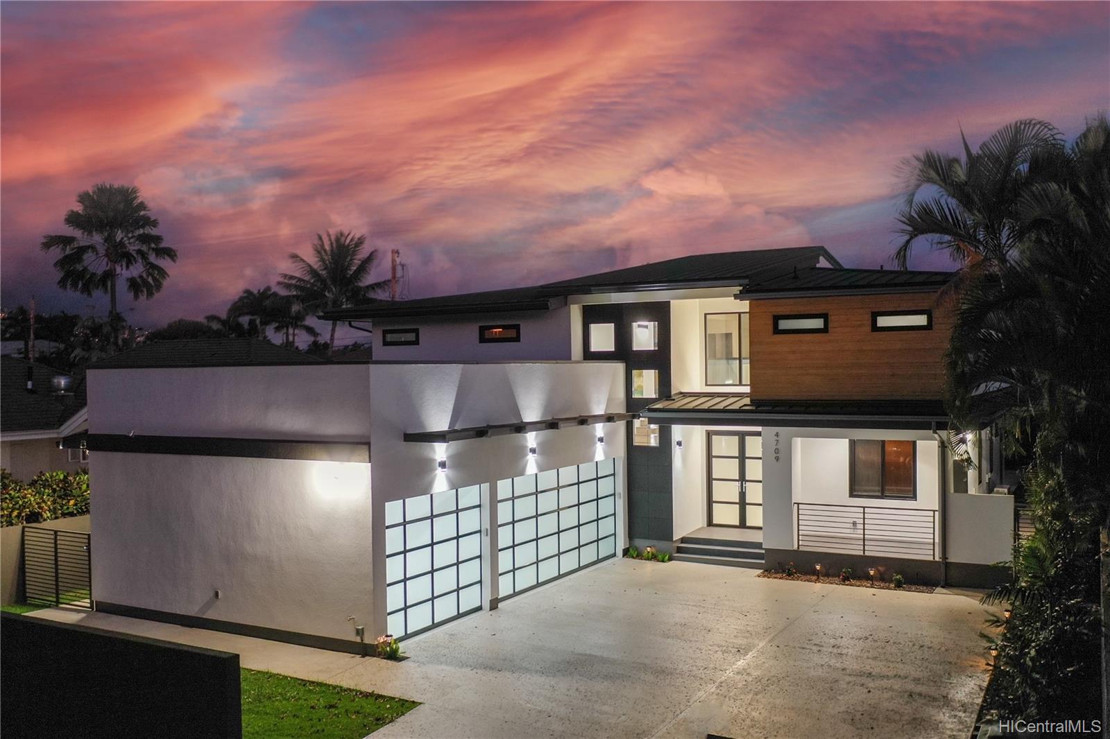 4709 Moa Street Honolulu, HI 96816