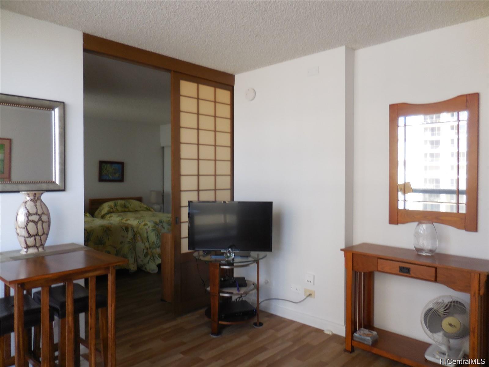 444 Nahua Street #1104, Honolulu, HI 96815