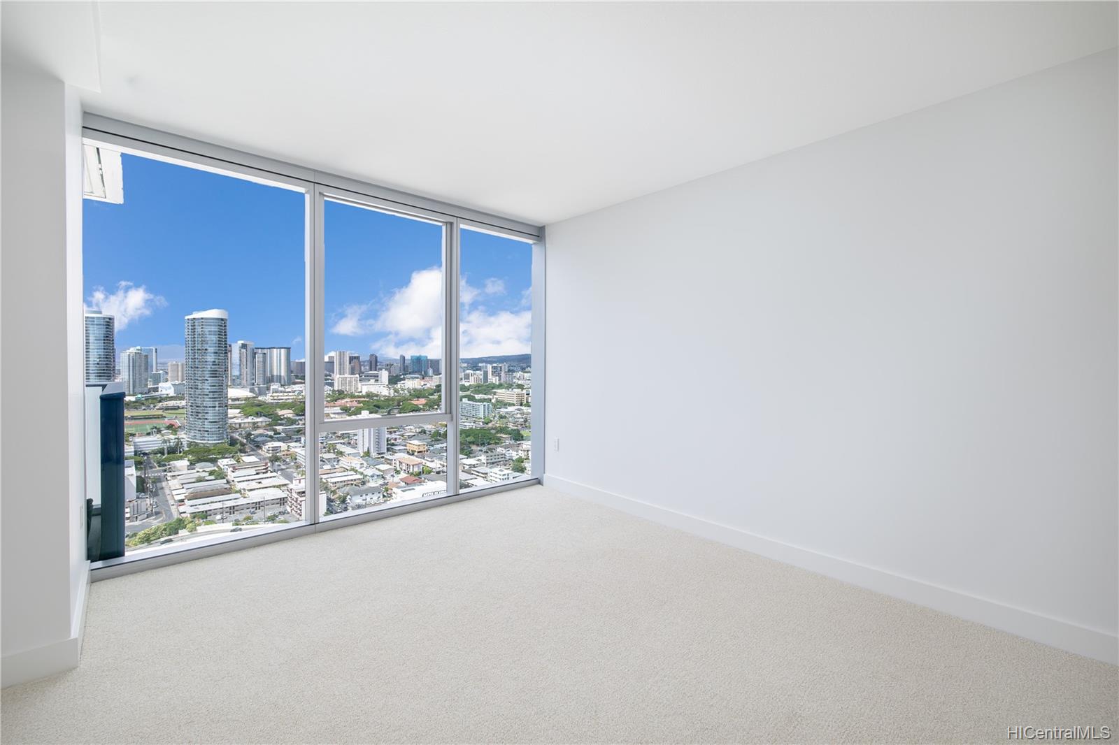 629 Keeaumoku Street #2908, Honolulu, HI 96814