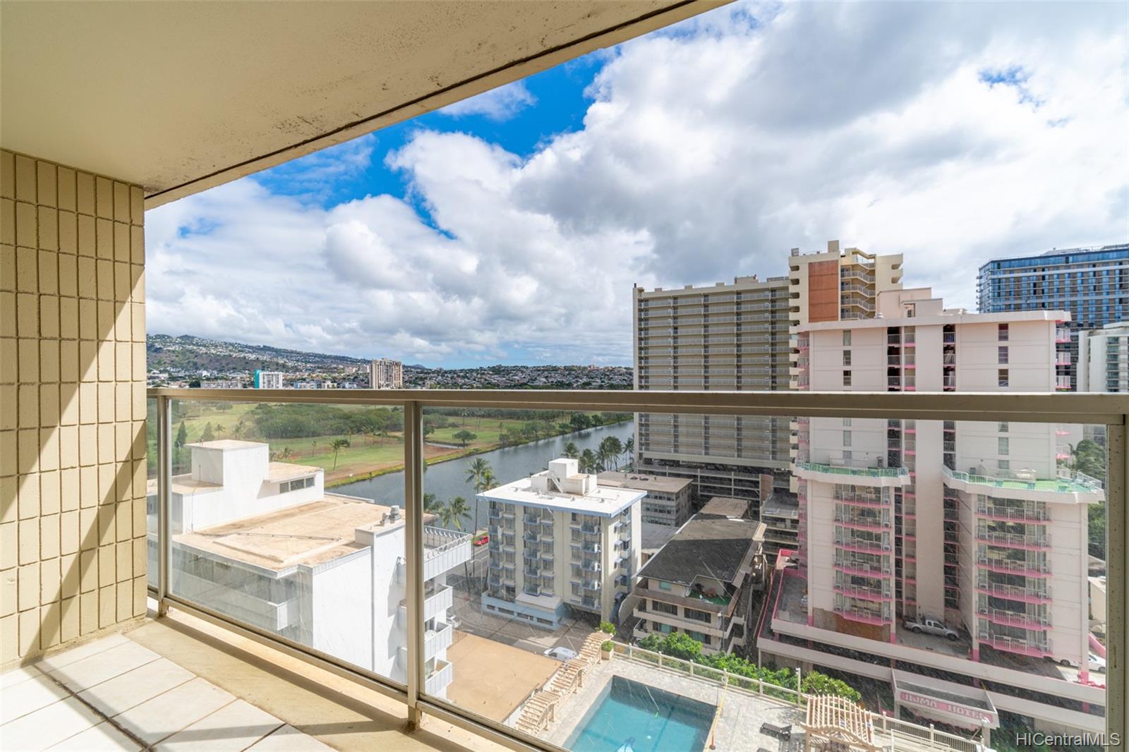 445 Seaside Avenue #1621, Honolulu, HI 96815