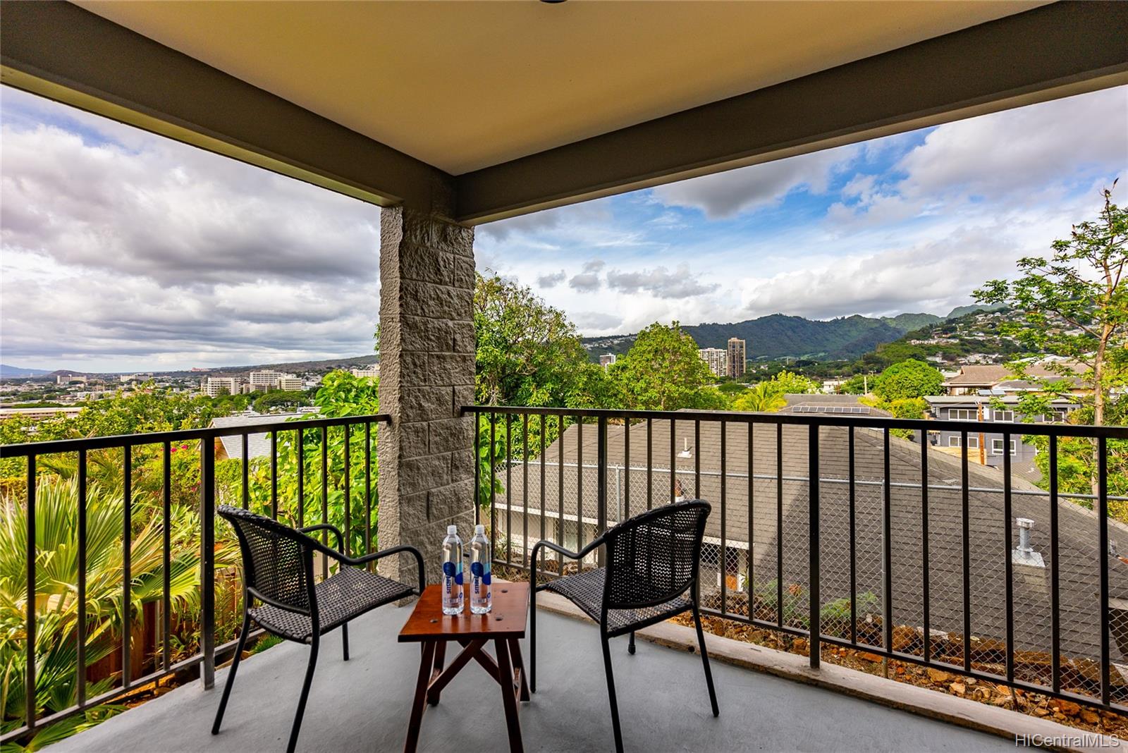 217 Prospect Street #C15, Honolulu, HI 96813