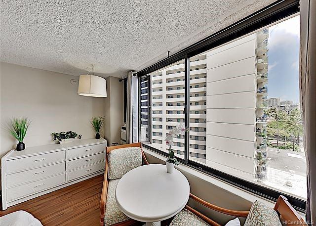 444 Niu Street #916, Honolulu, HI 96815