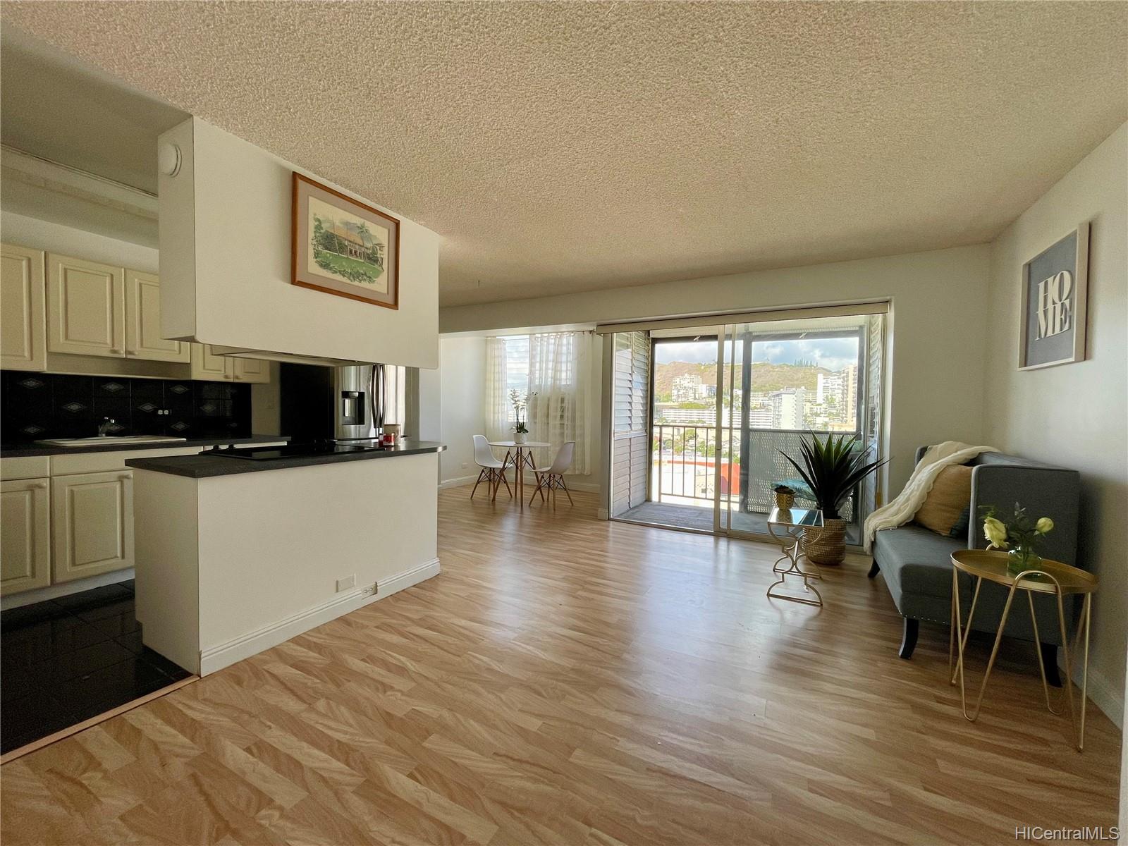 818 King Street #1701, Honolulu, HI 96813