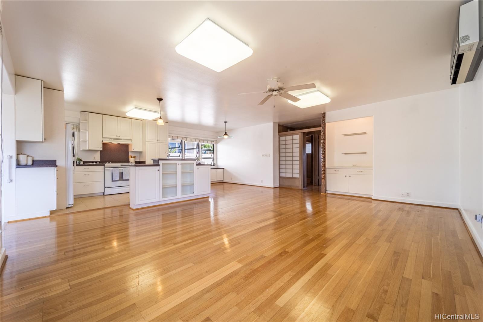 1825 Makiki Street Honolulu, HI 96822