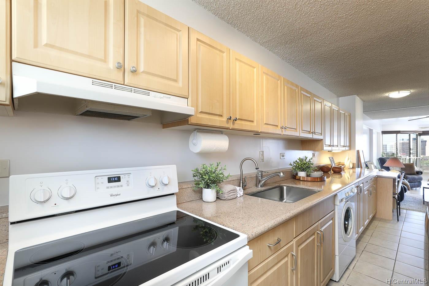 410 Magellan Avenue #807, Honolulu, HI 96813