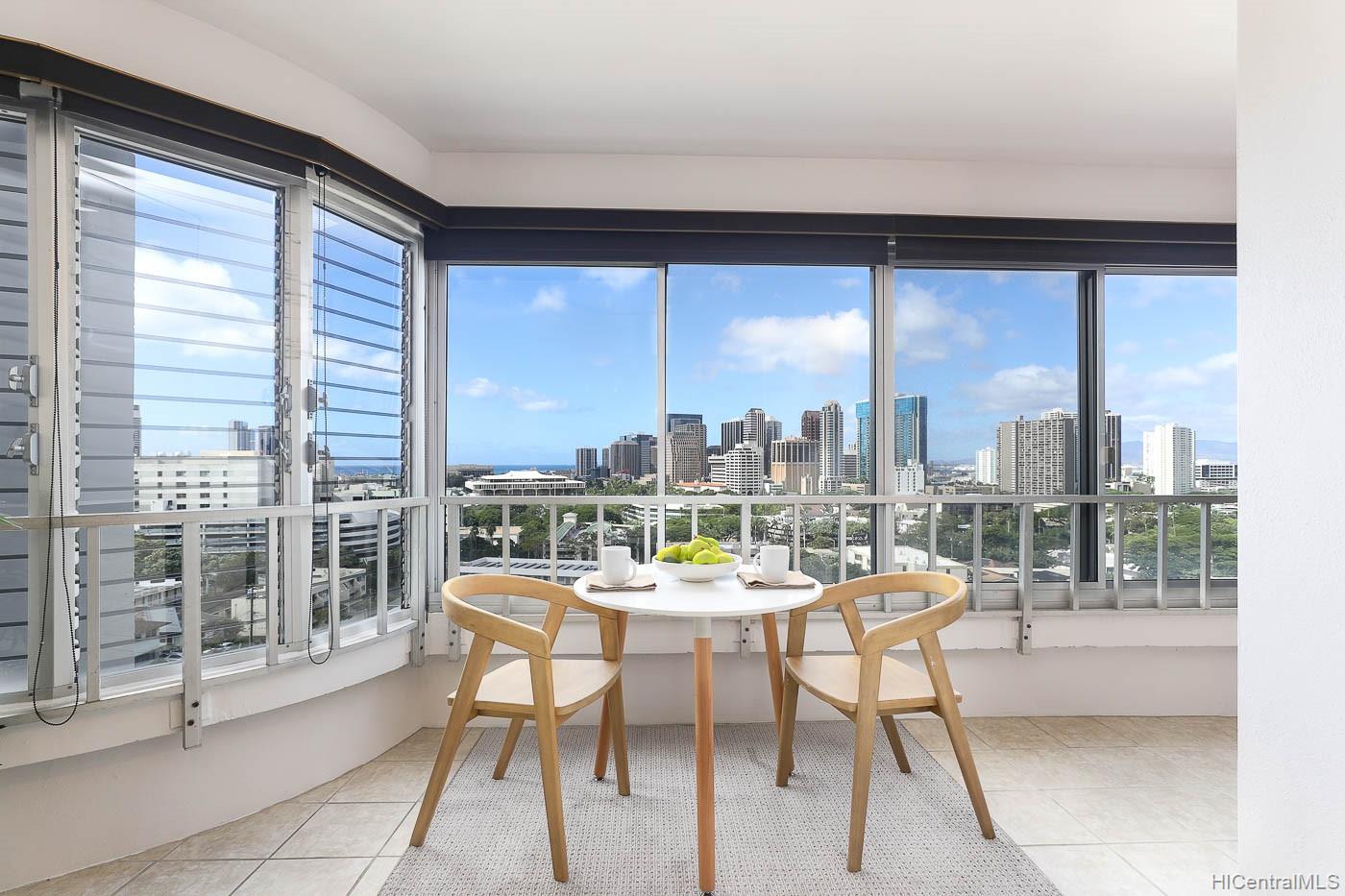 410 Magellan Avenue #807, Honolulu, HI 96813