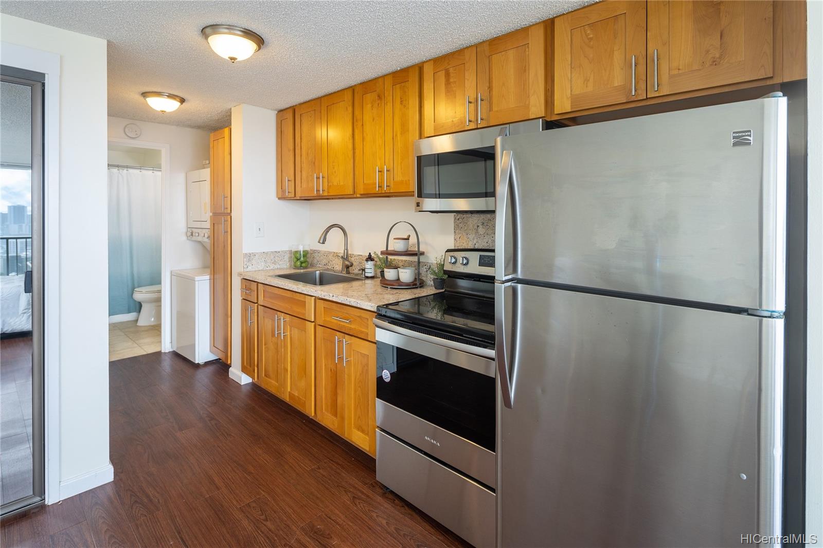 1025 Maunaihi Place #205, Honolulu, HI 96822