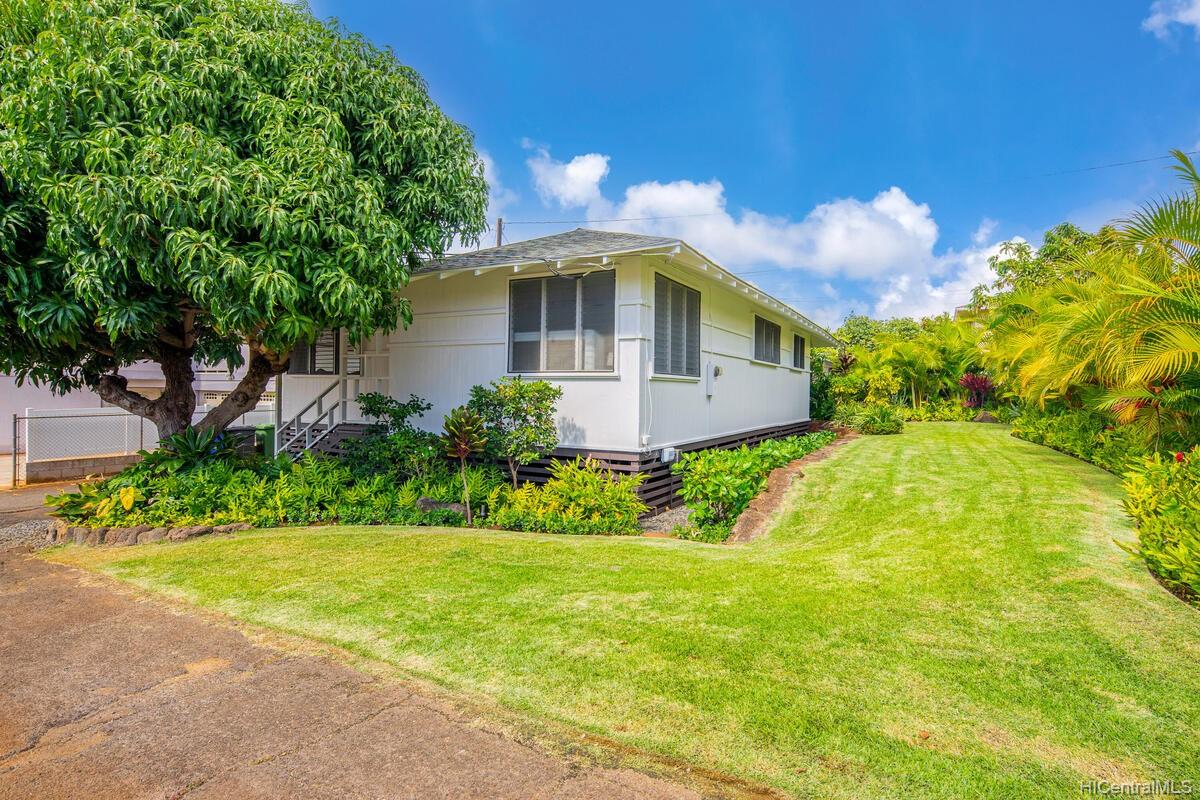 836A 11th Avenue Honolulu, HI 96816