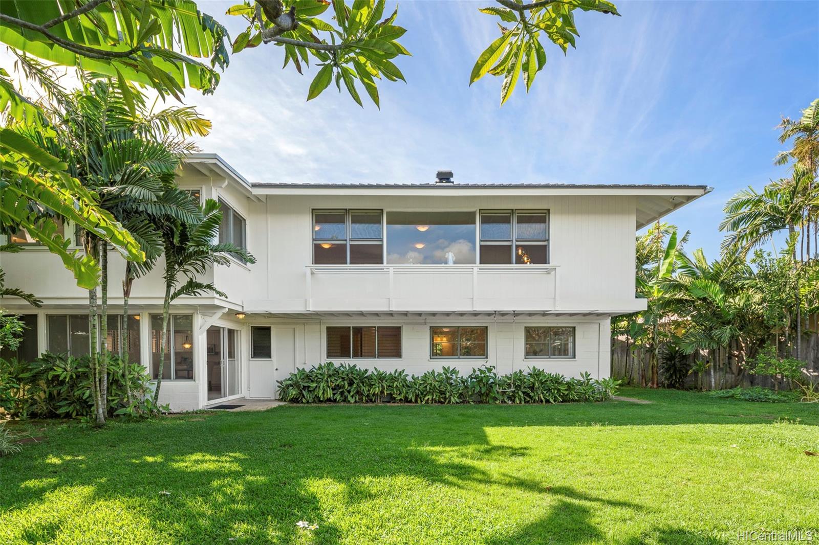 4345 Papu Circle Honolulu, HI 96816