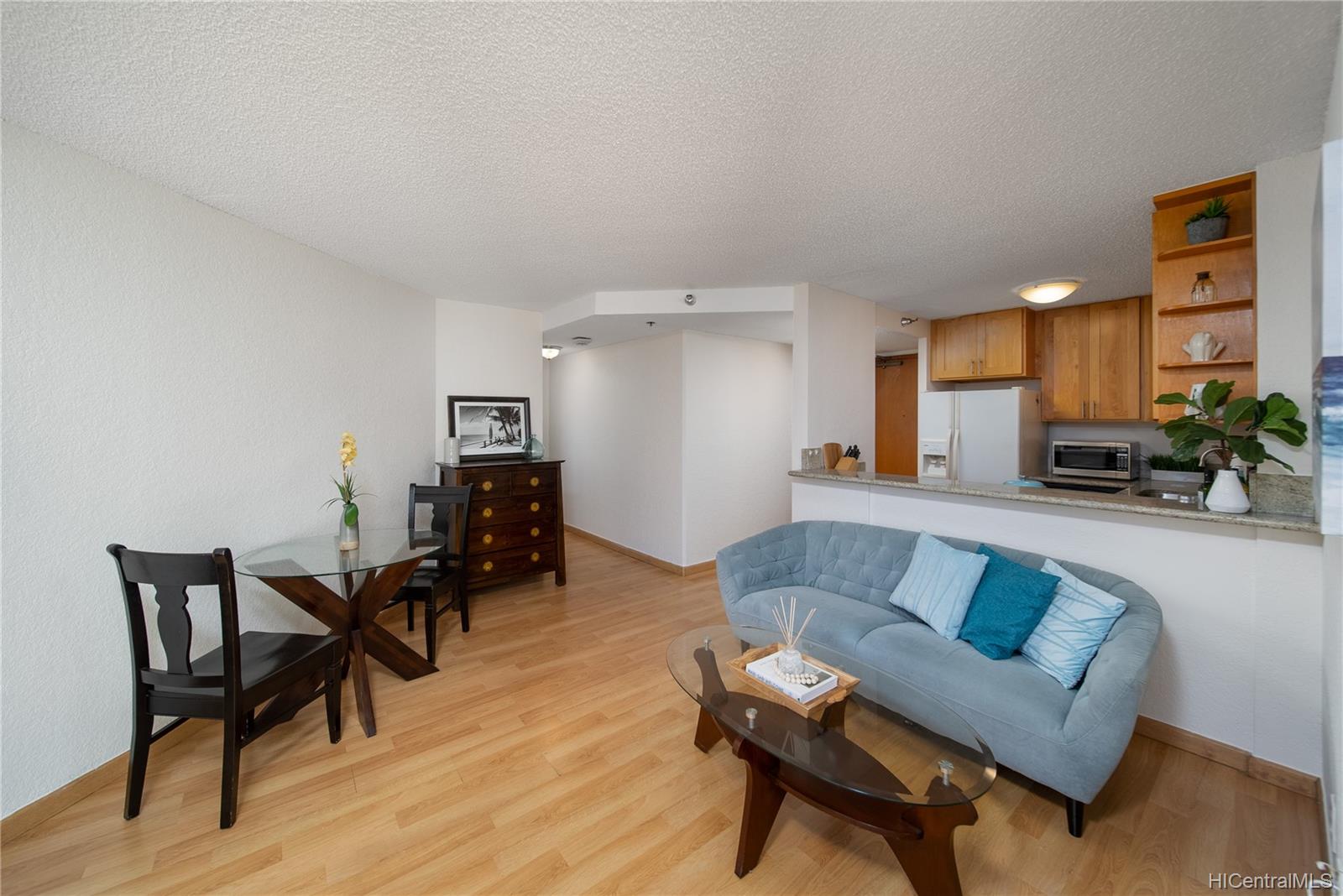 300 Wai Nani Way #1203, Honolulu, HI 96815