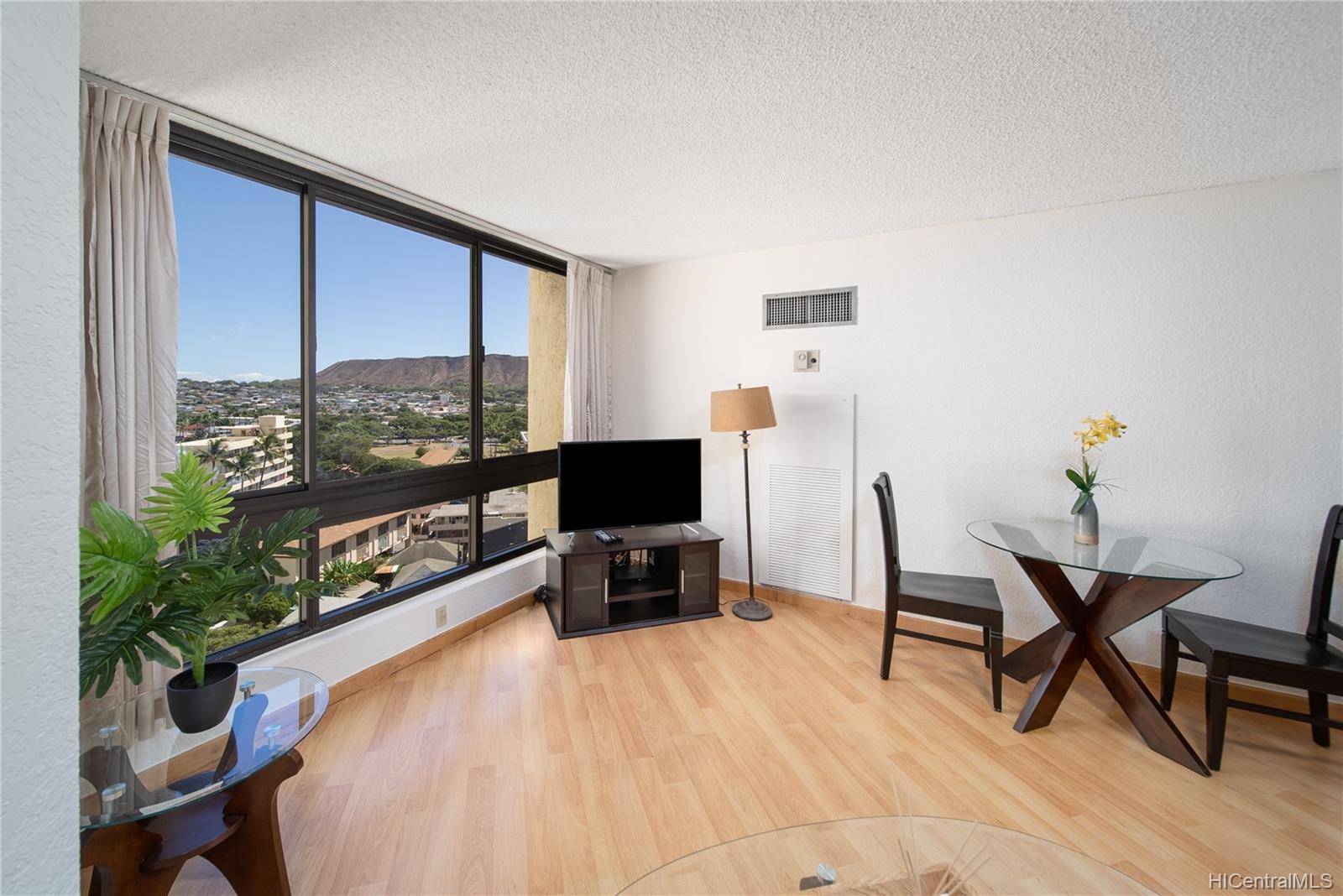300 Wai Nani Way #1203, Honolulu, HI 96815