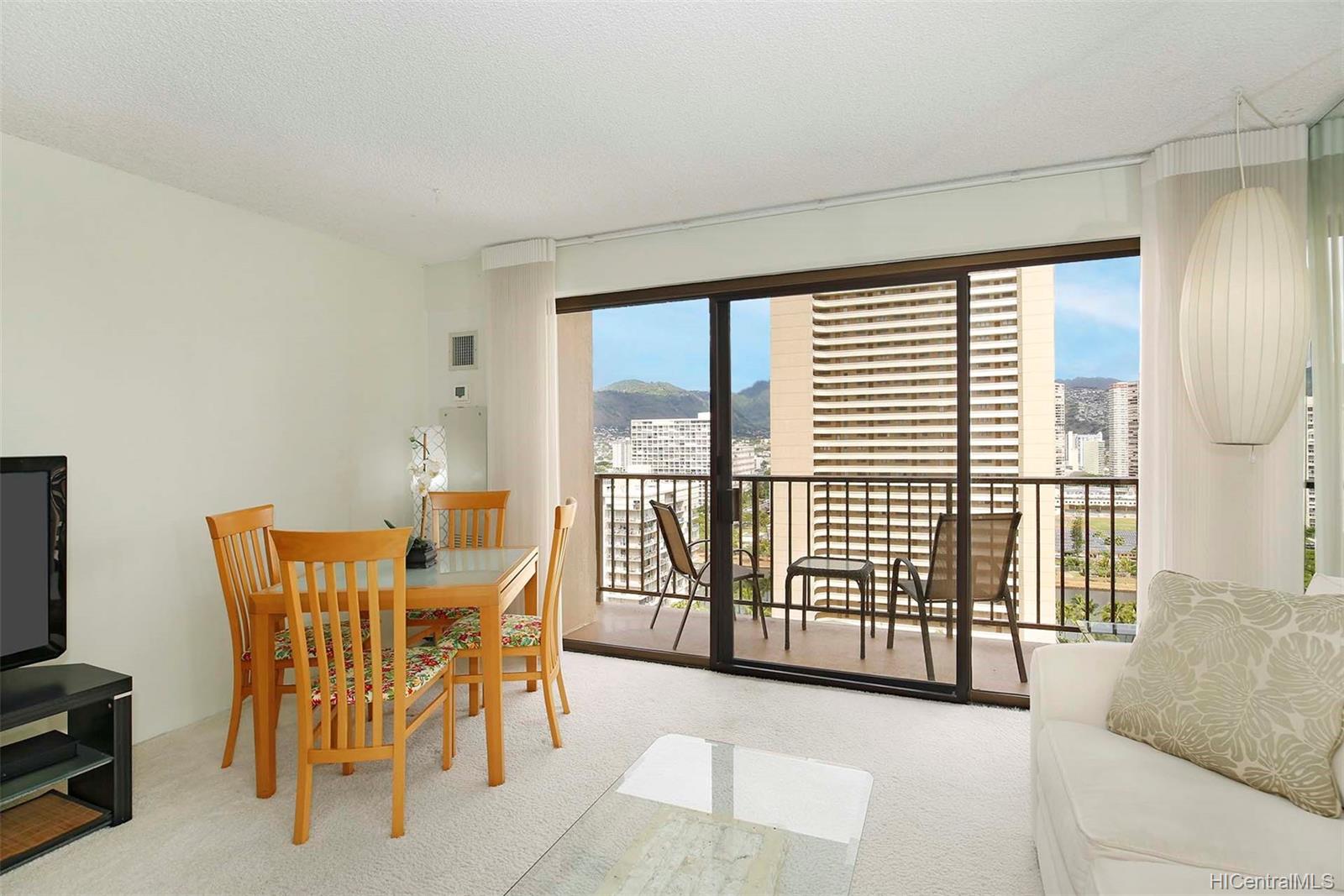 2140 Kuhio Avenue #1912, Honolulu, HI 96815