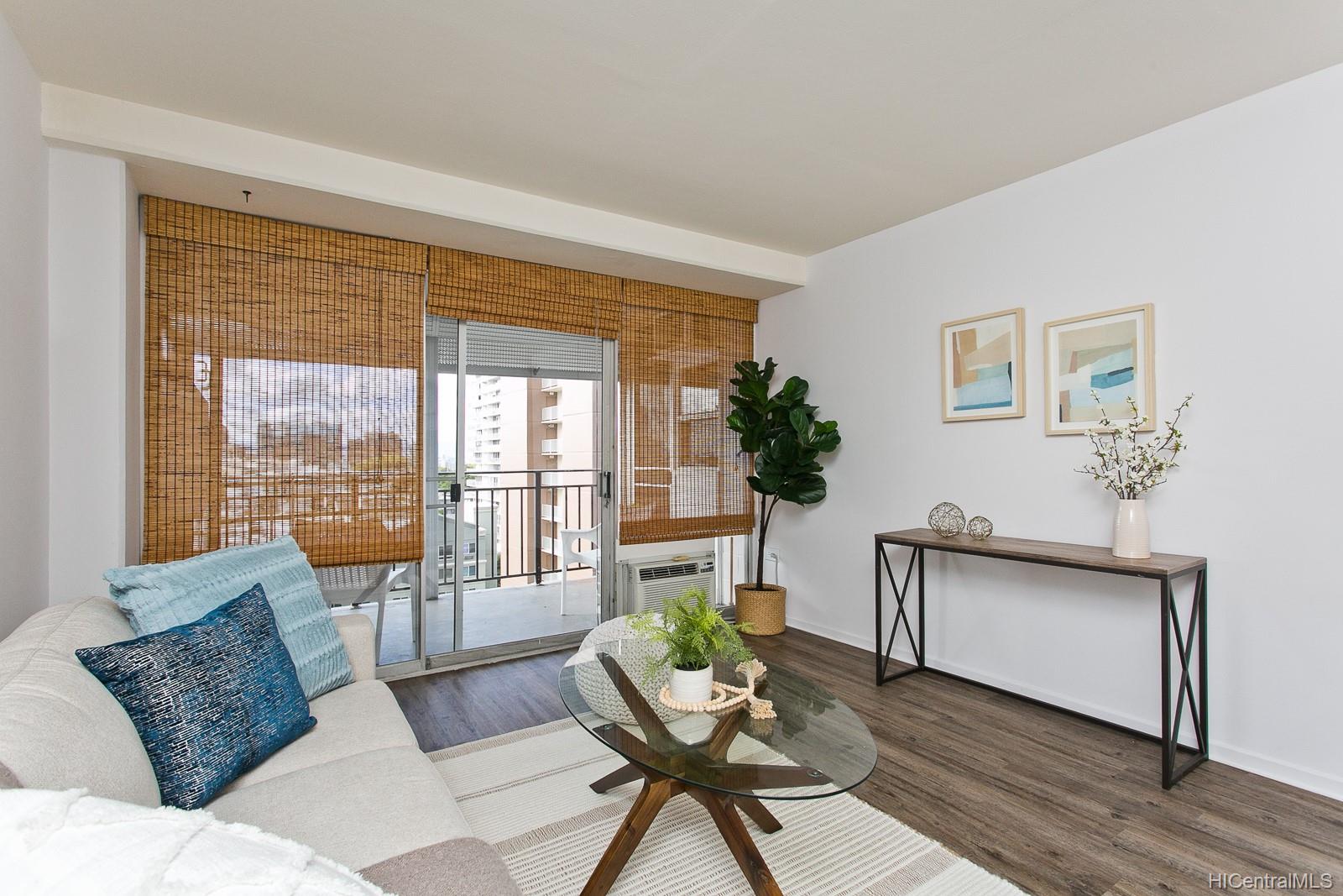 1415 Victoria Street #1008, Honolulu, HI 96822