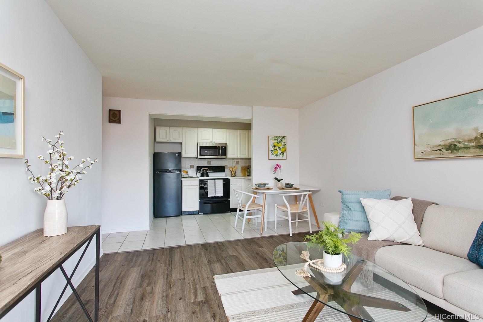 1415 Victoria Street #1008, Honolulu, HI 96822