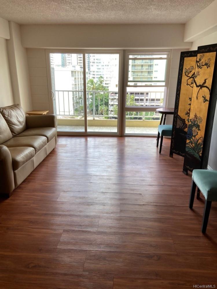 303 Liliuokalani Avenue #701, Honolulu, HI 96815