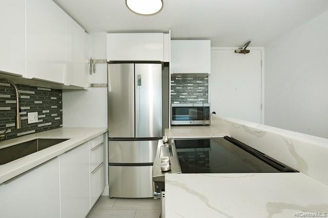 445 Seaside Avenue #3420, Honolulu, HI 96815