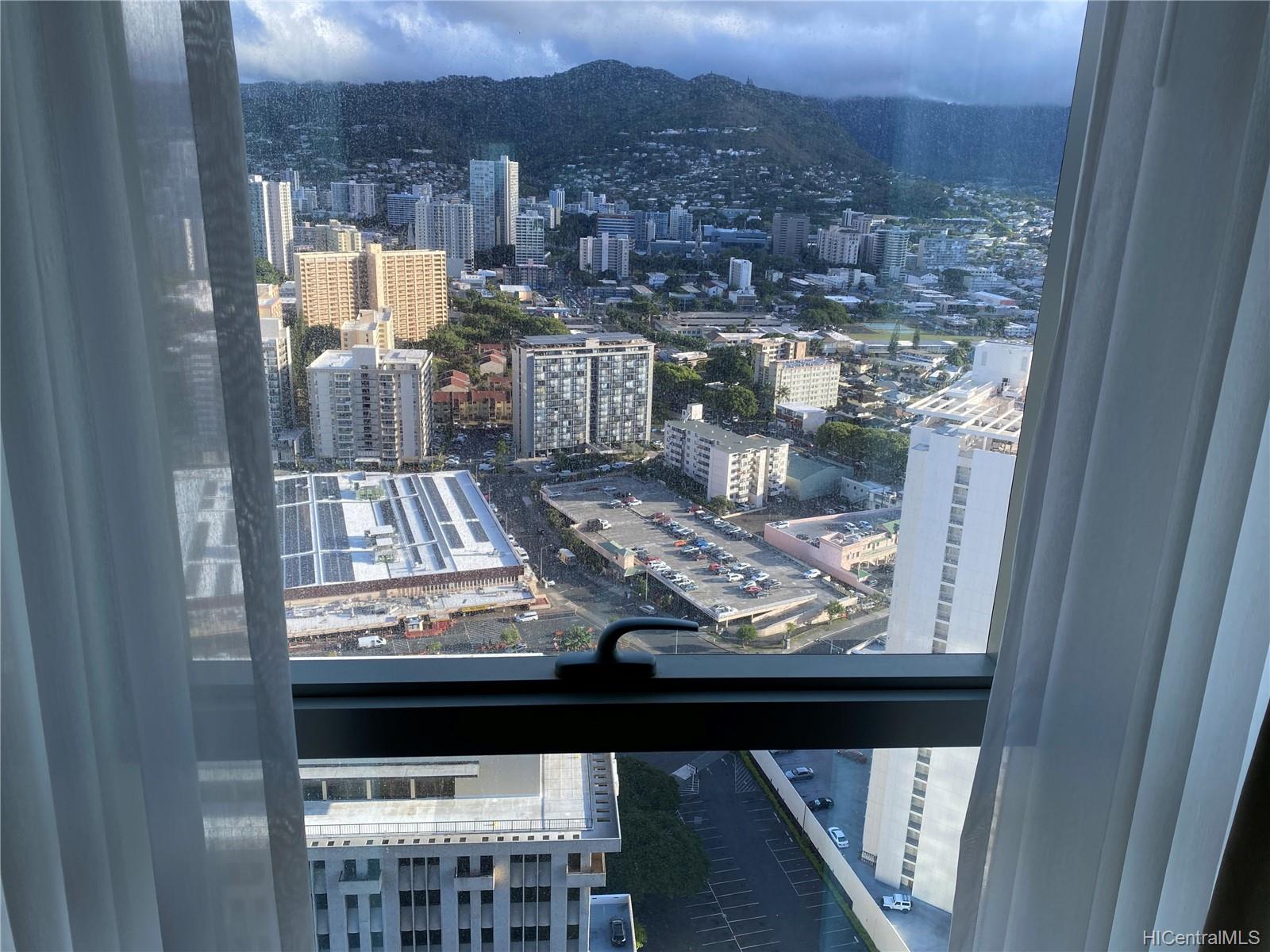 1631 Kapiolani Boulevard #3803, Honolulu, HI 96814