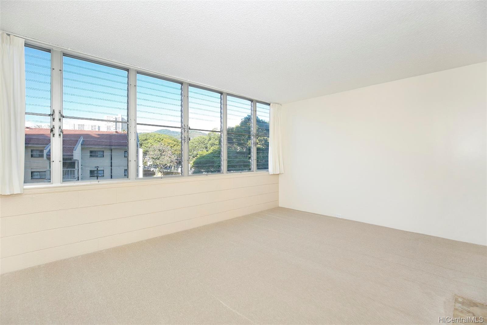 1650 Kanunu Street #316, Honolulu, HI 96814