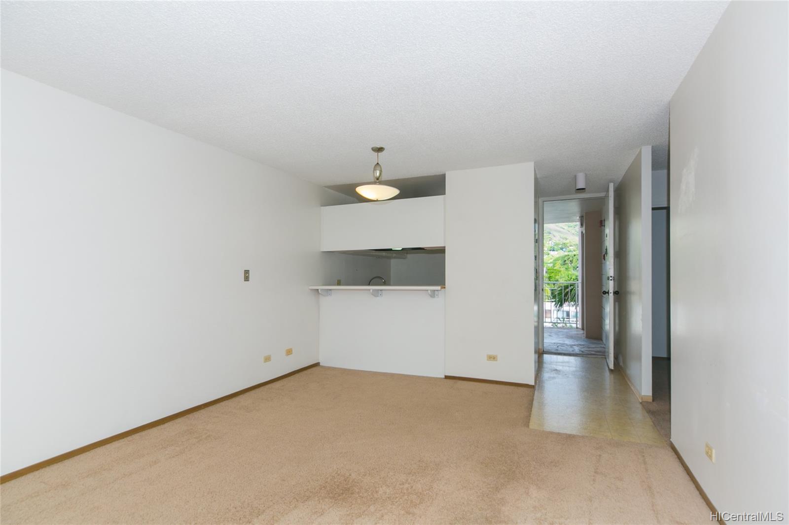 1414 Alexander Street #405, Honolulu, HI 96822