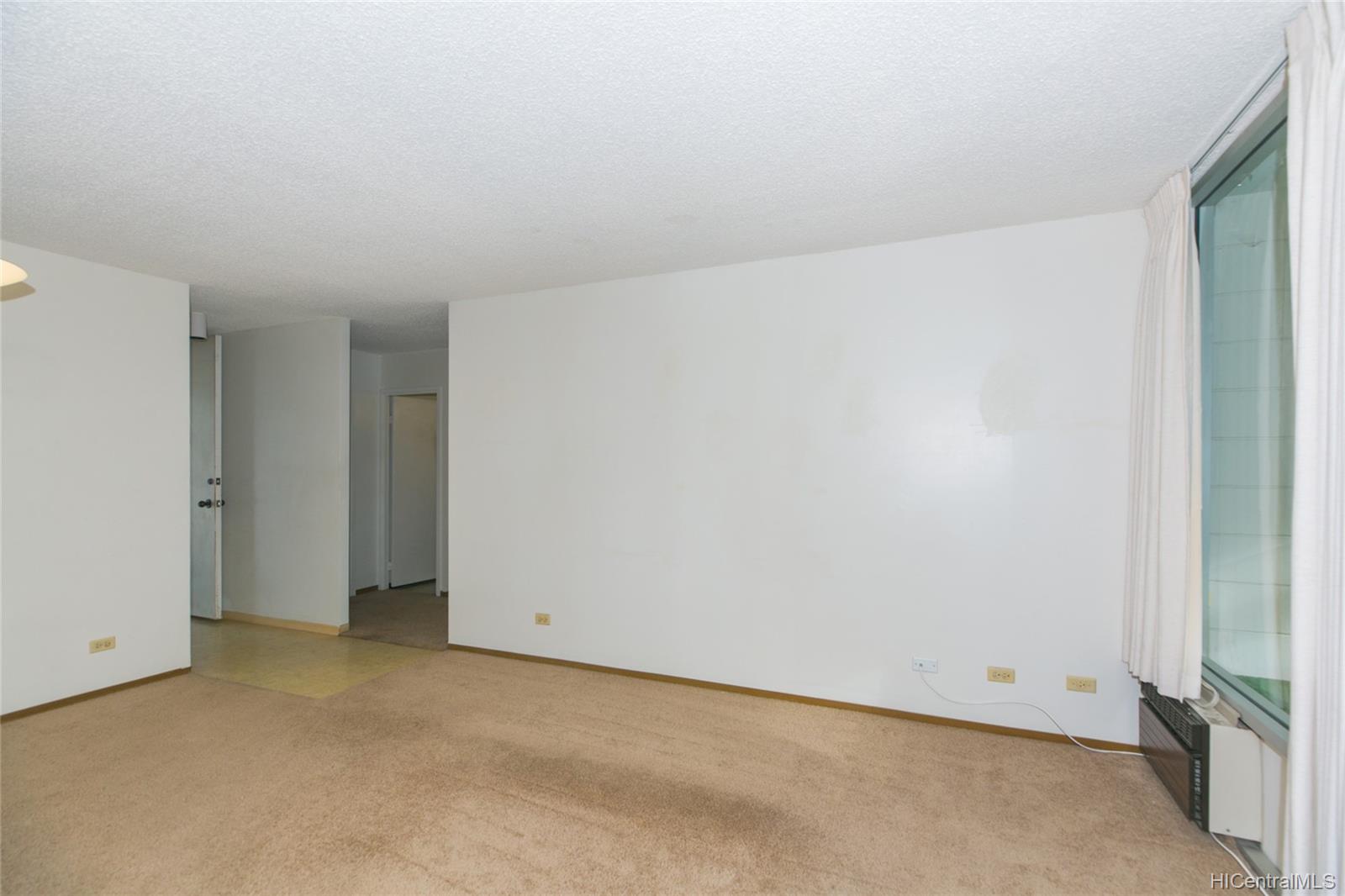 1414 Alexander Street #405, Honolulu, HI 96822