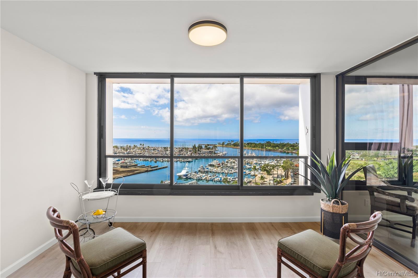 1600 Ala Moana Boulevard #1400, Honolulu, HI 96815