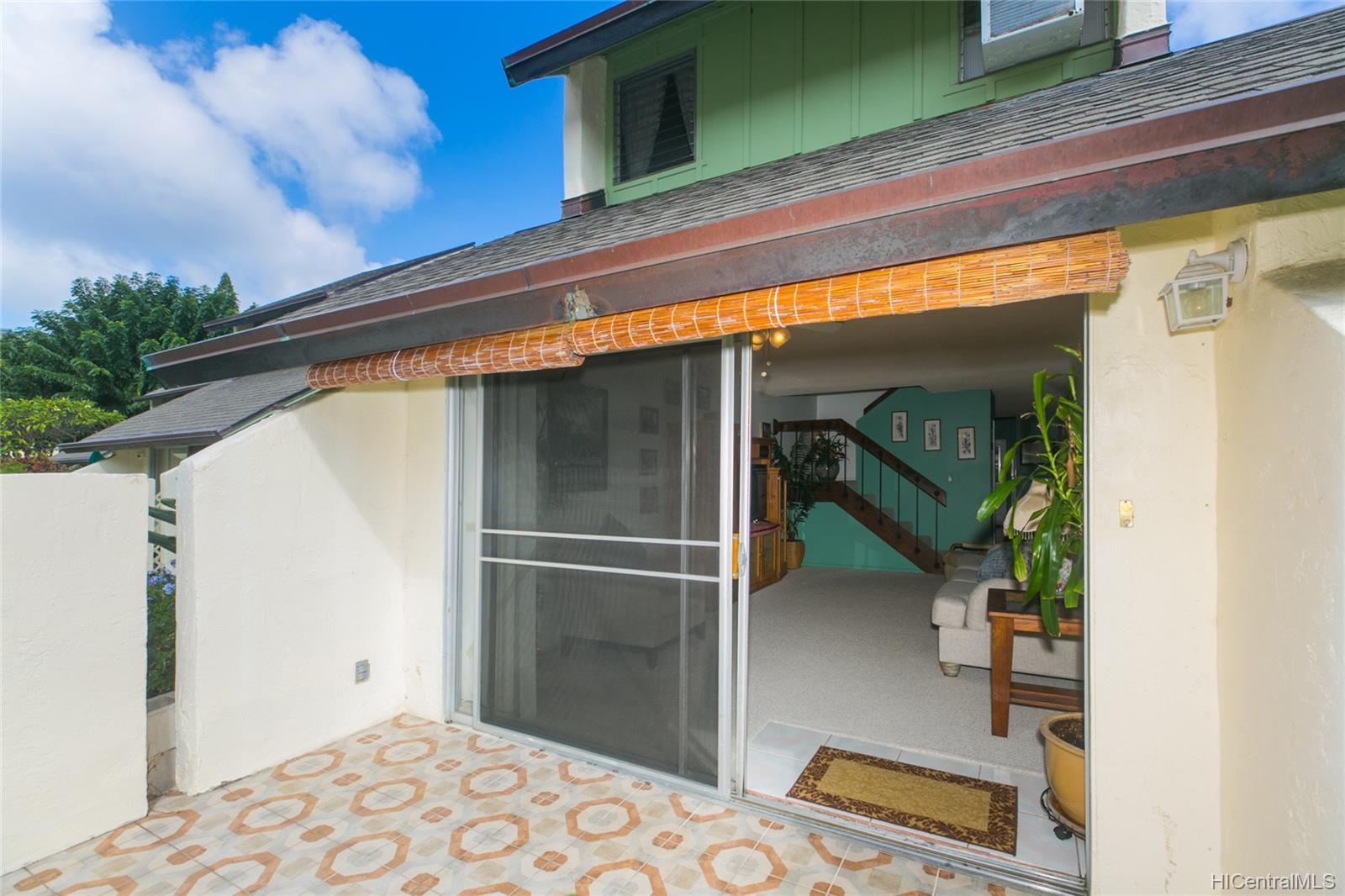 553 Pepeekeo Street #3, Honolulu, HI 96825